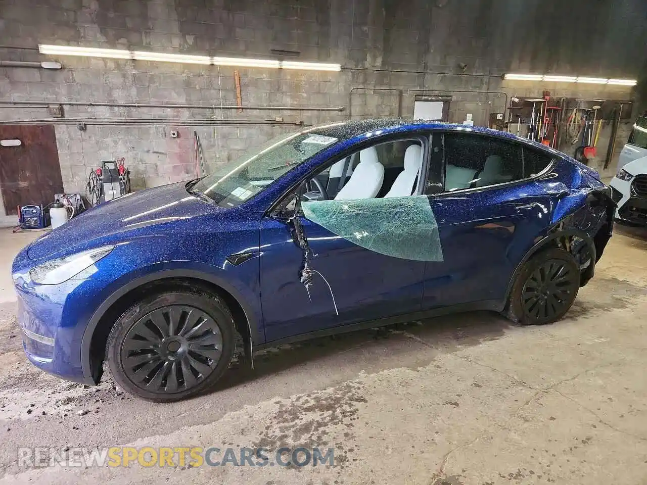 1 fotografías del automóvil dañado 7SAYGDEE2RA215372 TESLA MODEL Y 2024