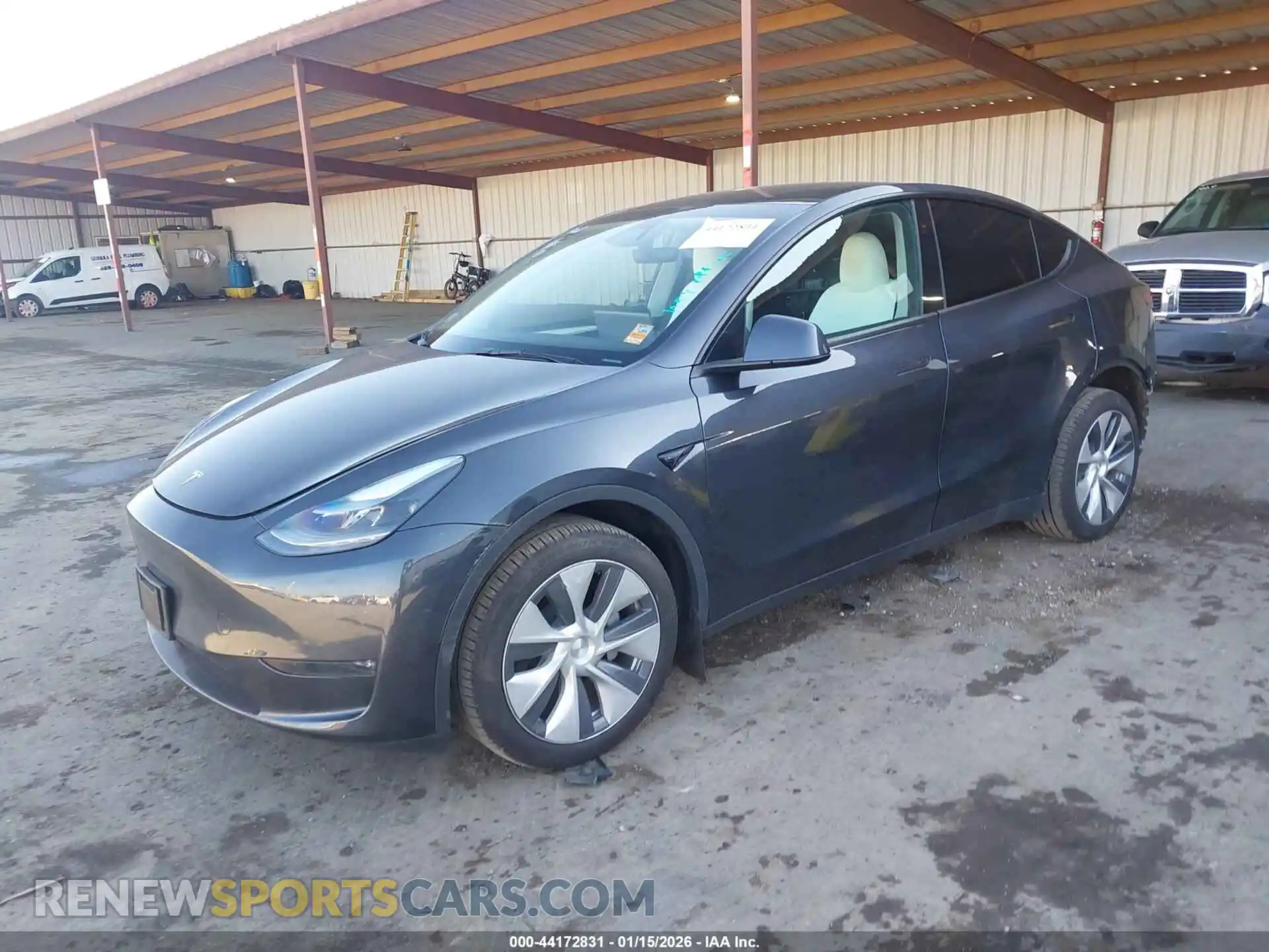 2 Photograph of a damaged car 7SAYGDEE2RA223018 TESLA MODEL Y 2024