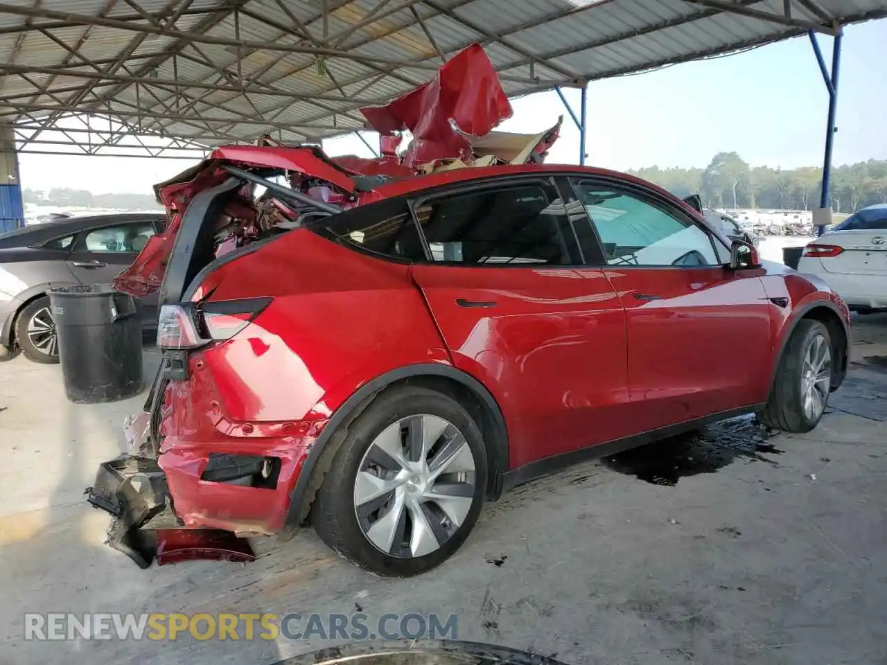 3 fotografías del automóvil dañado 7SAYGDEE2RA227134 TESLA MODEL Y 2024