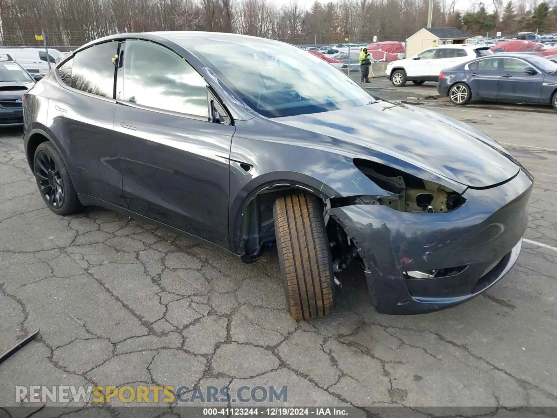 1 Photograph of a damaged car 7SAYGDEE2RA233127 TESLA MODEL Y 2024