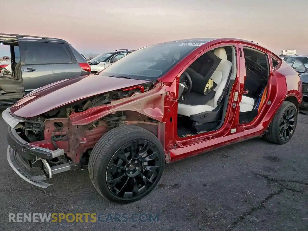 1 Photograph of a damaged car 7SAYGDEE2RA233791 TESLA MODEL Y 2024