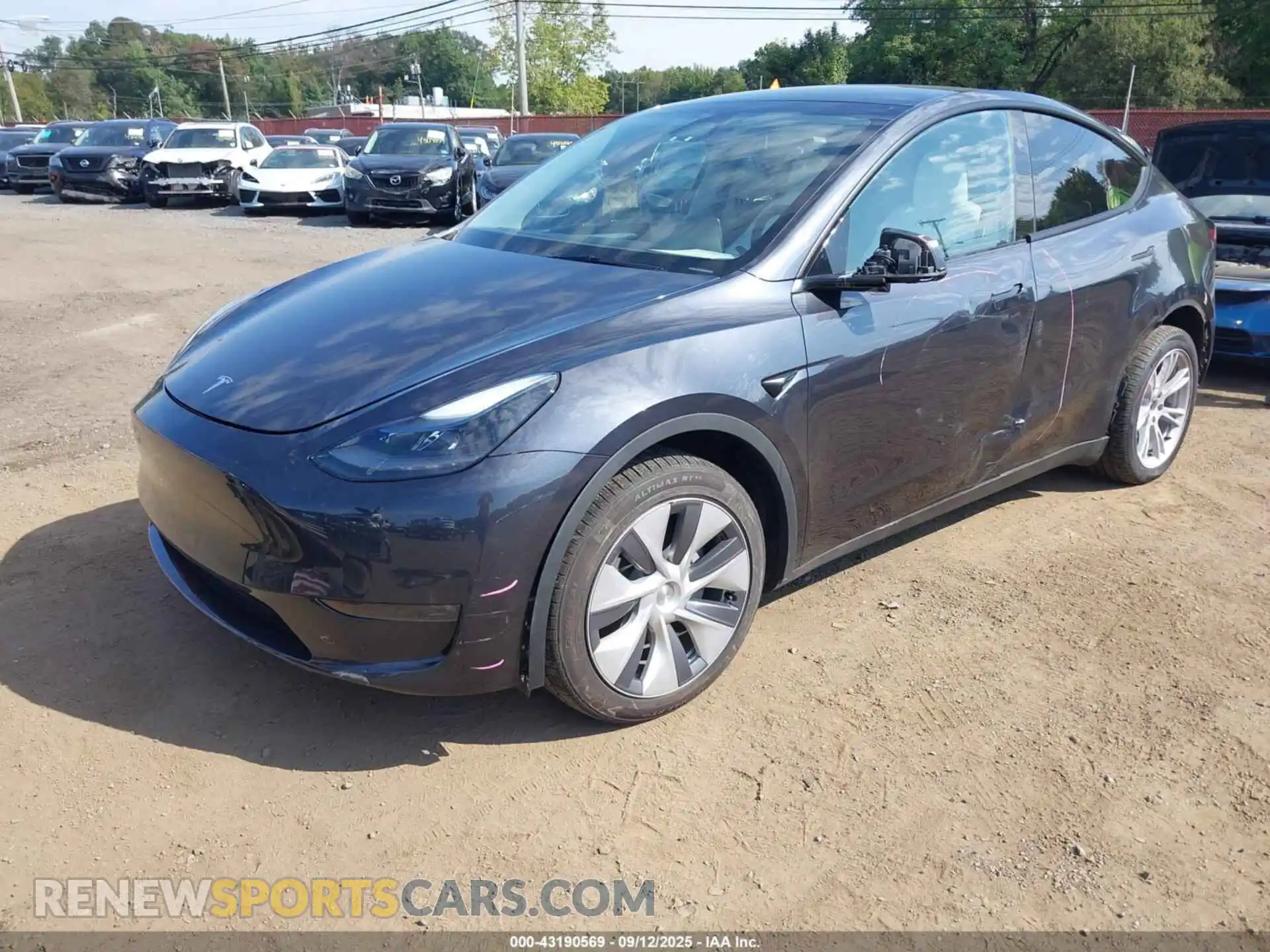 2 Photograph of a damaged car 7SAYGDEE2RA234942 TESLA MODEL Y 2024