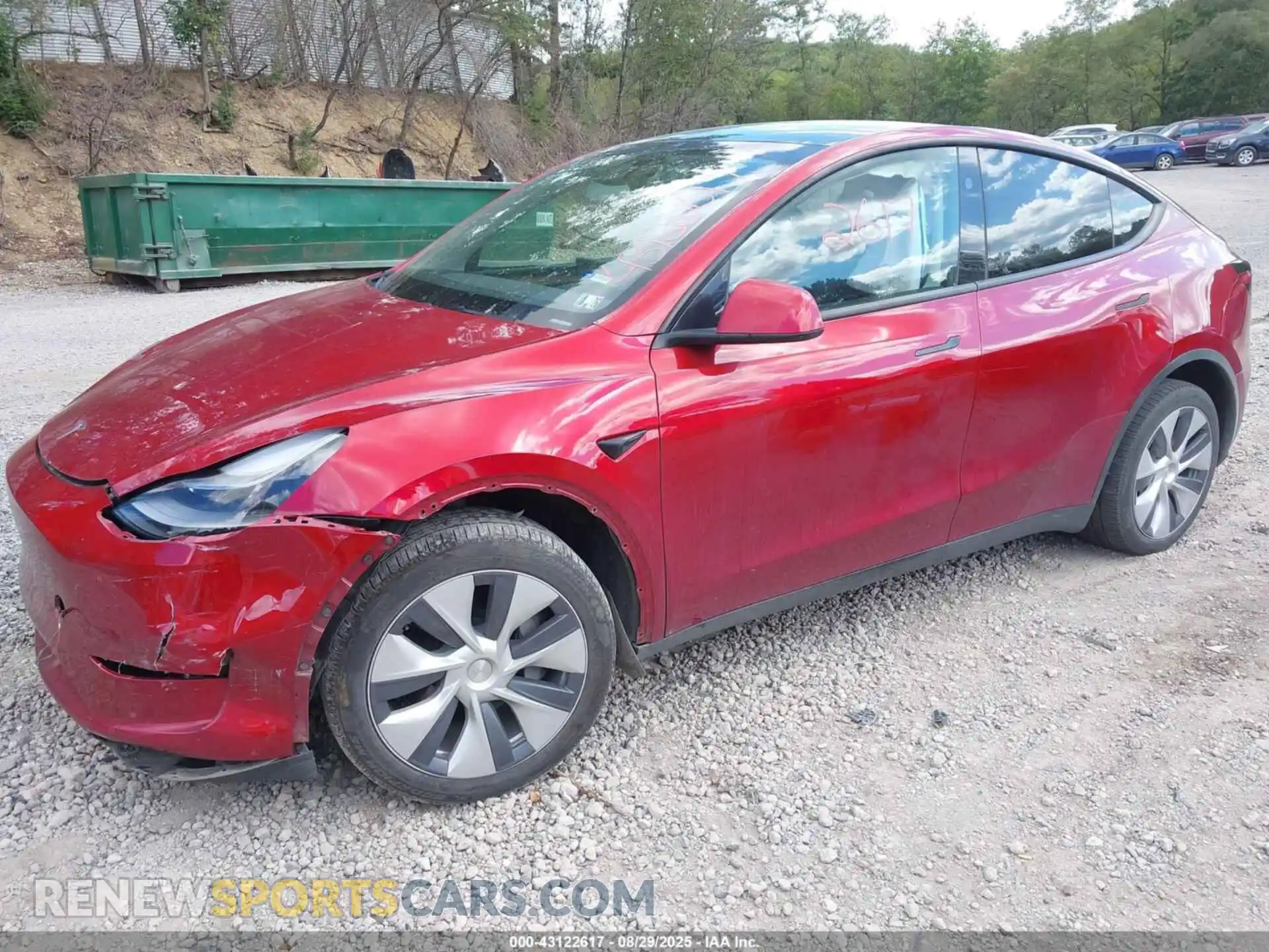 2 Photograph of a damaged car 7SAYGDEE2RA241406 TESLA MODEL Y 2024