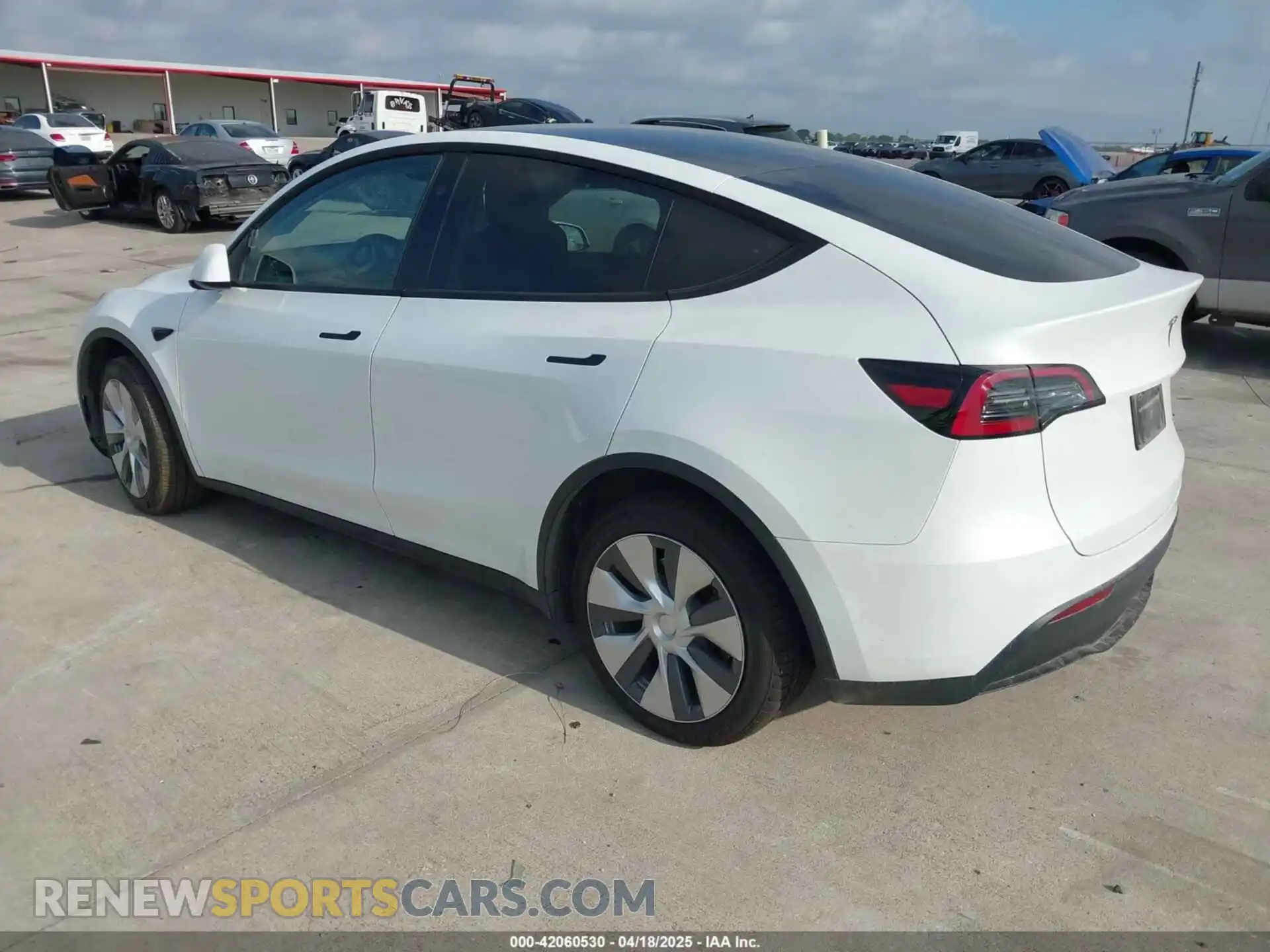 3 Photograph of a damaged car 7SAYGDEE2RA248369 TESLA MODEL Y 2024