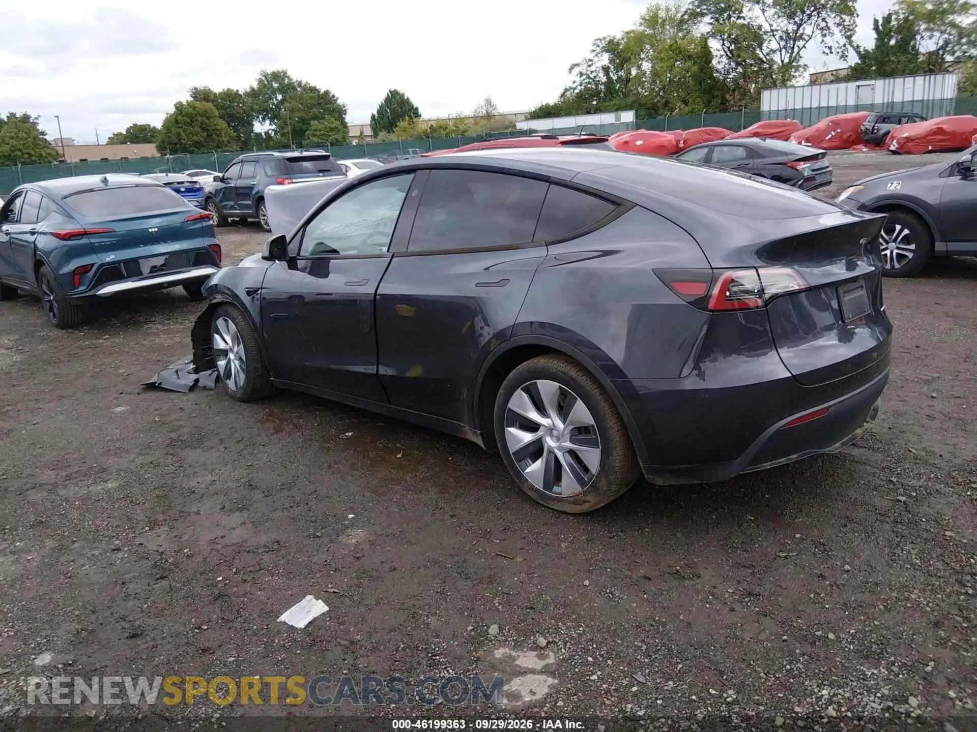 3 Photograph of a damaged car 7SAYGDEE2RA270811 TESLA MODEL Y 2024