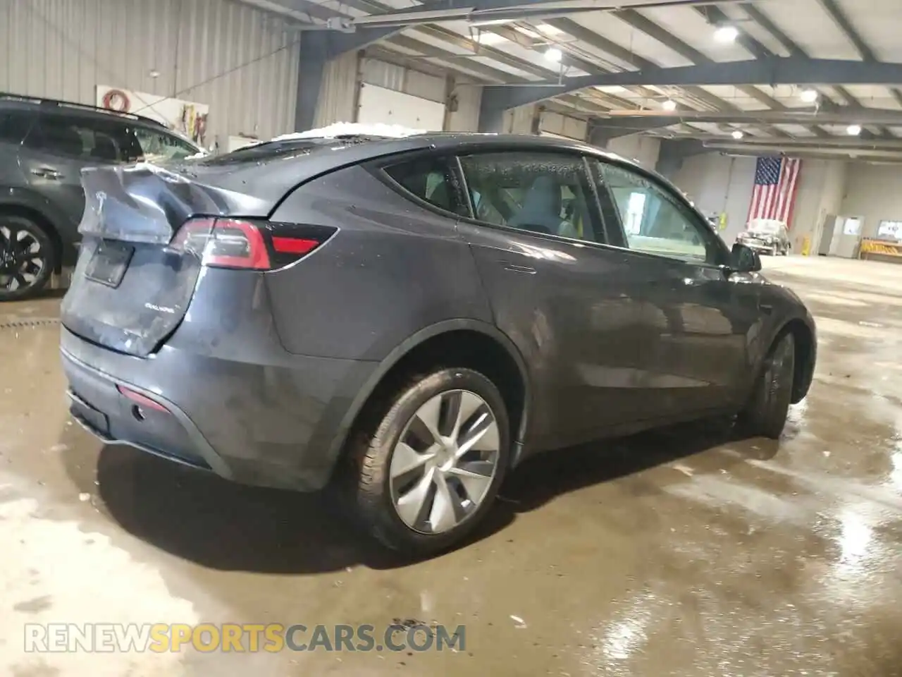 3 Photograph of a damaged car 7SAYGDEE2RA275152 TESLA MODEL Y 2024