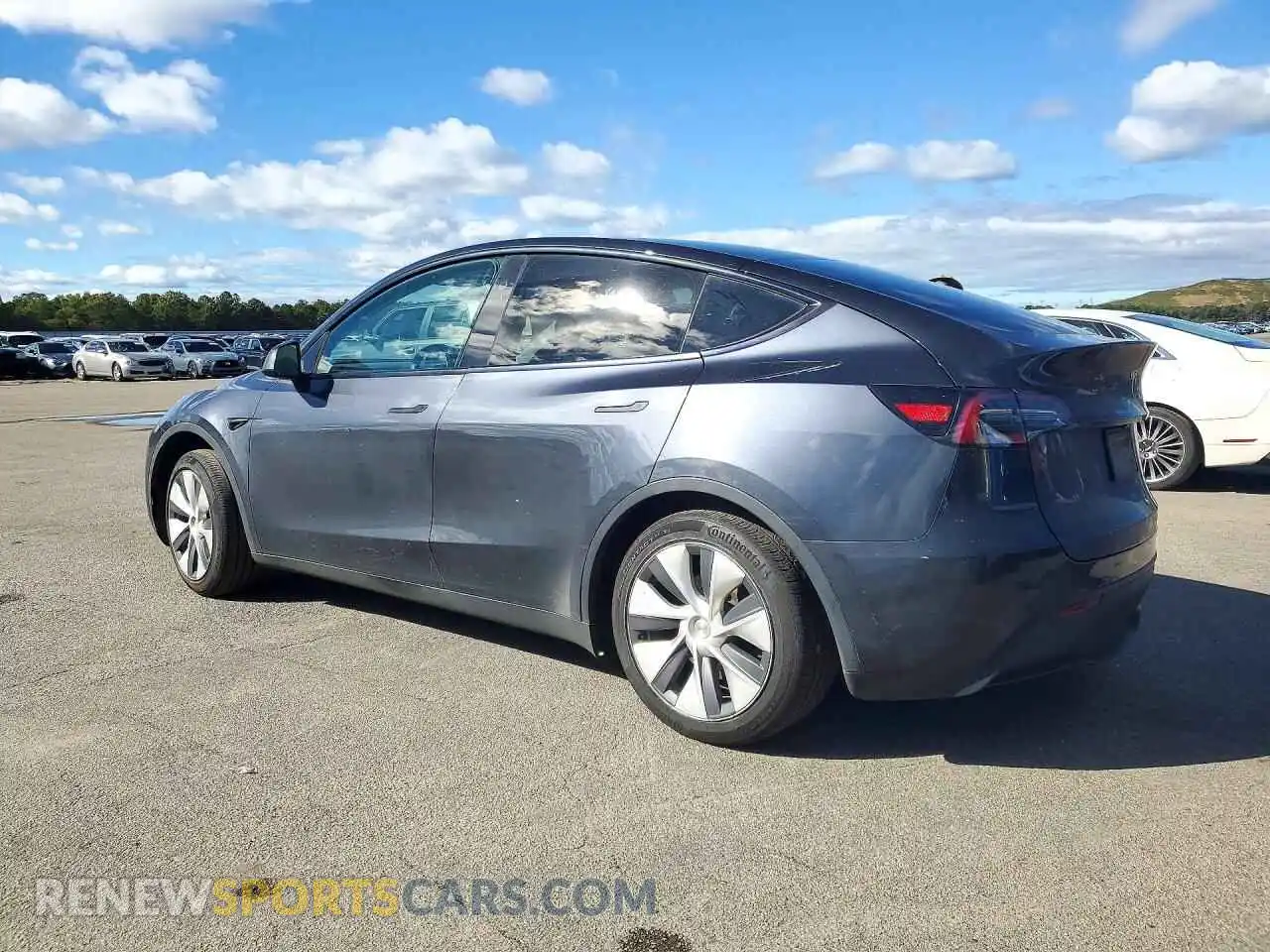 2 Photograph of a damaged car 7SAYGDEE2RA286491 TESLA MODEL Y 2024