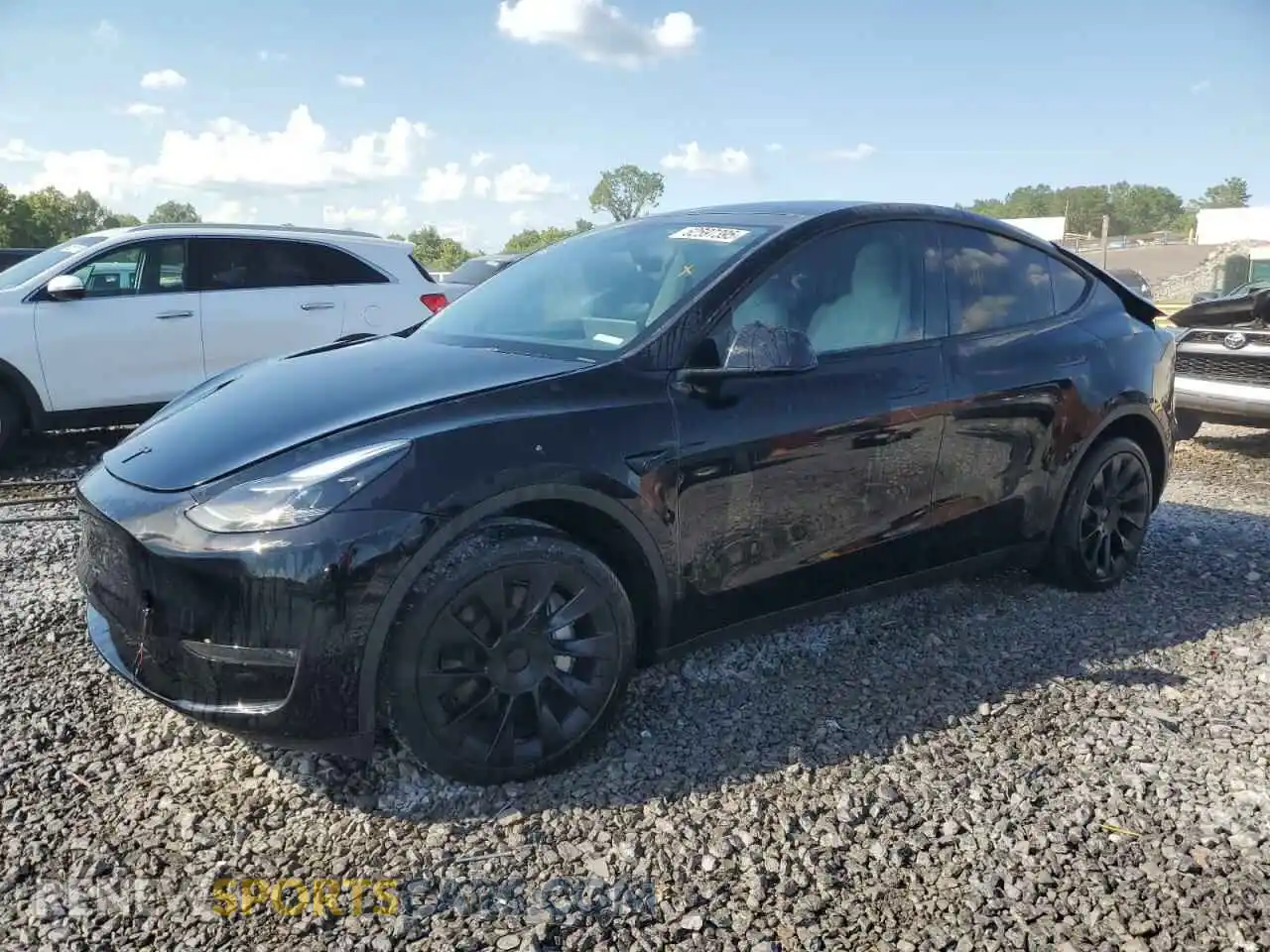 1 Photograph of a damaged car 7SAYGDEE2RA289049 TESLA MODEL Y 2024