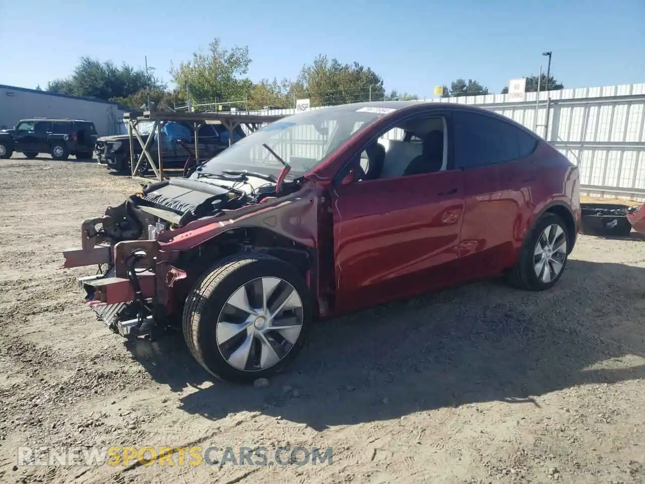 1 Photograph of a damaged car 7SAYGDEE2RF041595 TESLA MODEL Y 2024