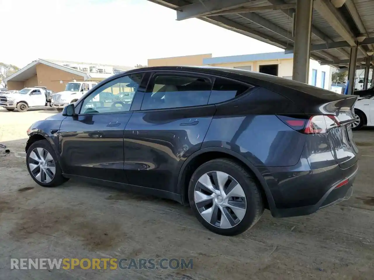 2 Photograph of a damaged car 7SAYGDEE2RF080431 TESLA MODEL Y 2024