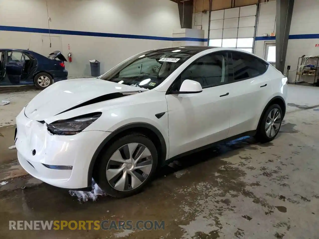 1 Фотография поврежденного автомобиля 7SAYGDEE3RA232469 TESLA MODEL Y 2024