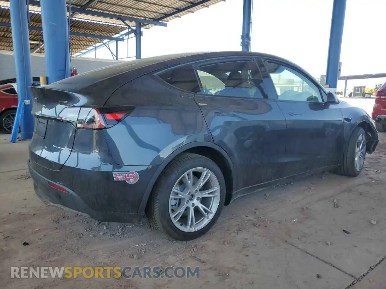 3 Photograph of a damaged car 7SAYGDEE3RA235002 TESLA MODEL Y 2024