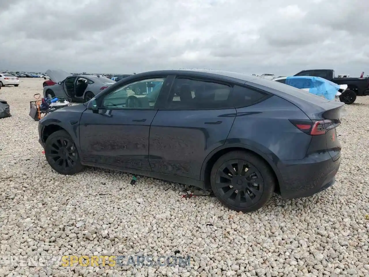 2 Фотография поврежденного автомобиля 7SAYGDEE3RA235324 TESLA MODEL Y 2024