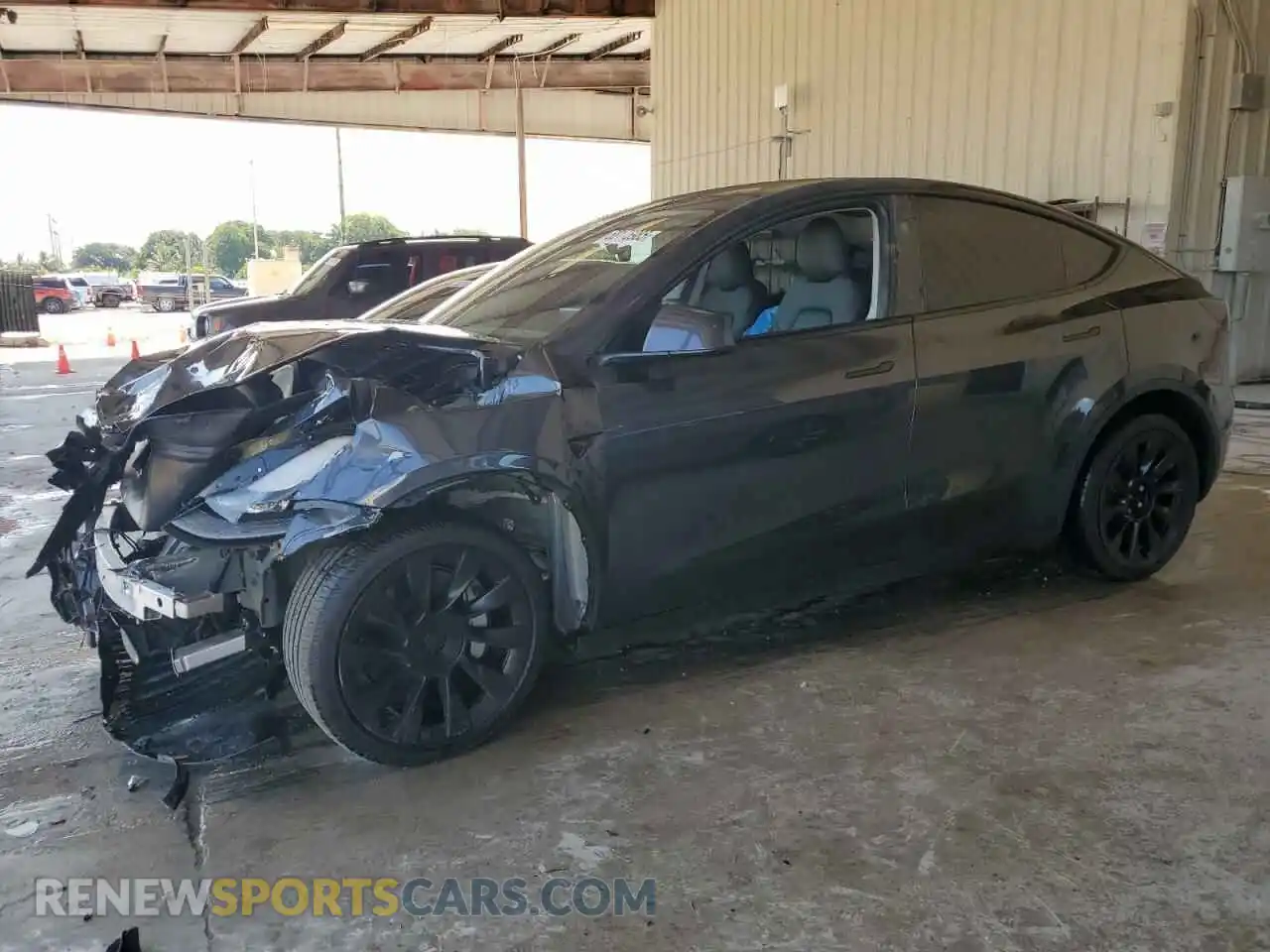 1 Photograph of a damaged car 7SAYGDEE3RA280814 TESLA MODEL Y 2024