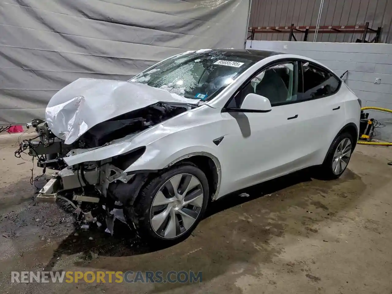 1 Photograph of a damaged car 7SAYGDEE3RA280862 TESLA MODEL Y 2024