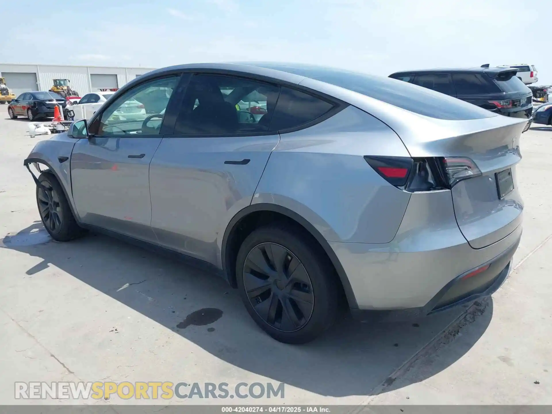 3 Photograph of a damaged car 7SAYGDEE3RA291313 TESLA MODEL Y 2024