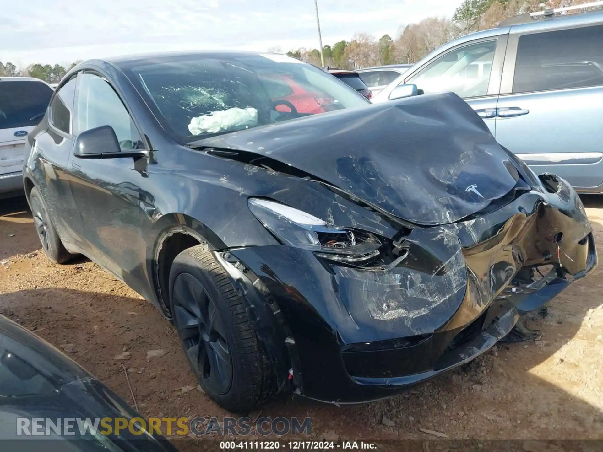 1 Photograph of a damaged car 7SAYGDEE3RA329560 TESLA MODEL Y 2024