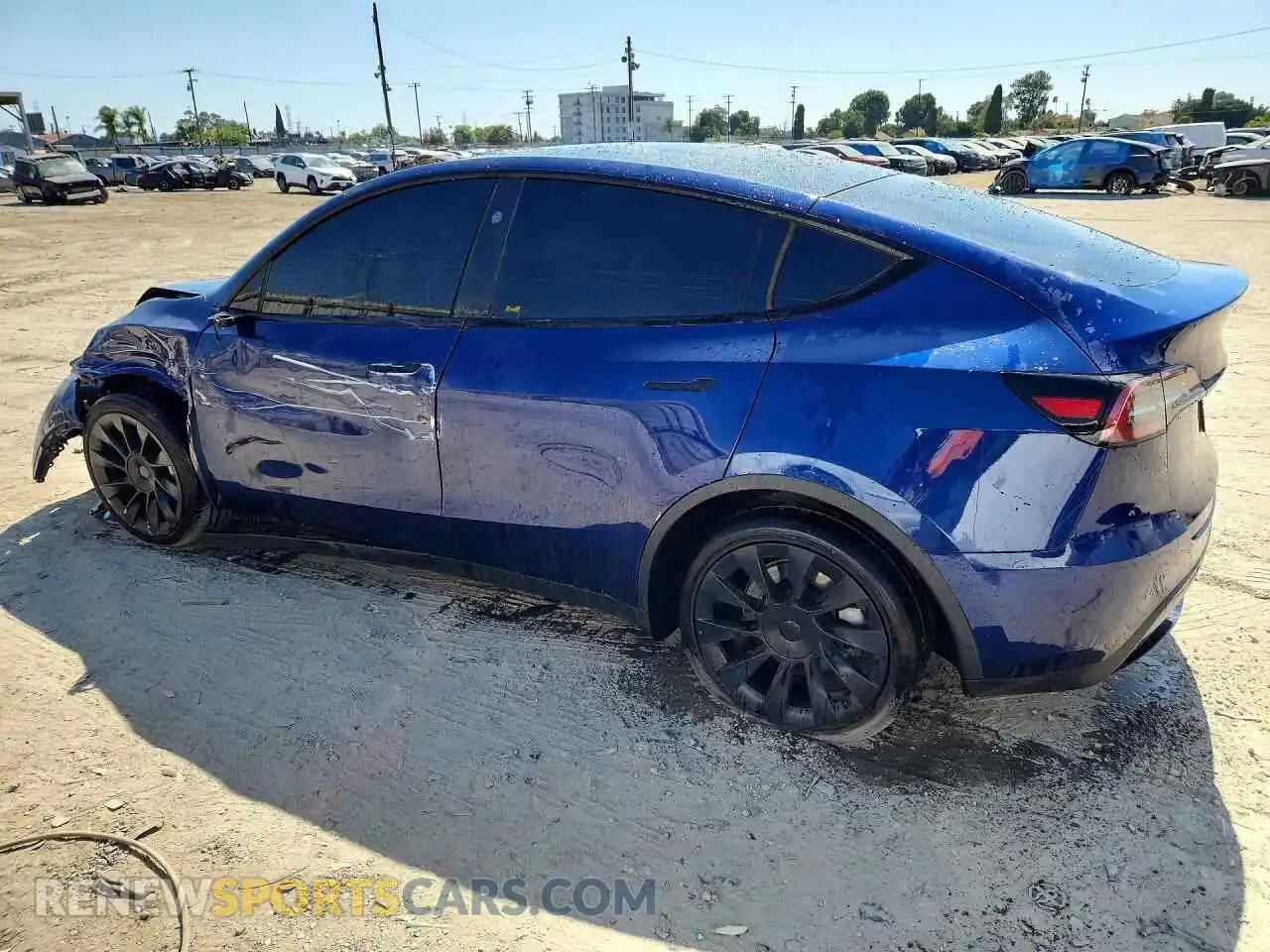 2 fotografías del automóvil dañado 7SAYGDEE3RF068448 TESLA MODEL Y 2024