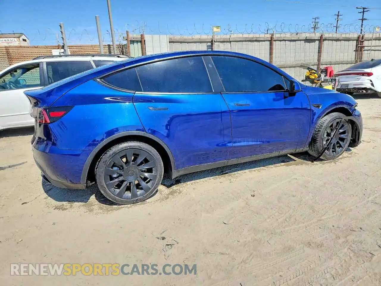 3 fotografías del automóvil dañado 7SAYGDEE3RF068448 TESLA MODEL Y 2024