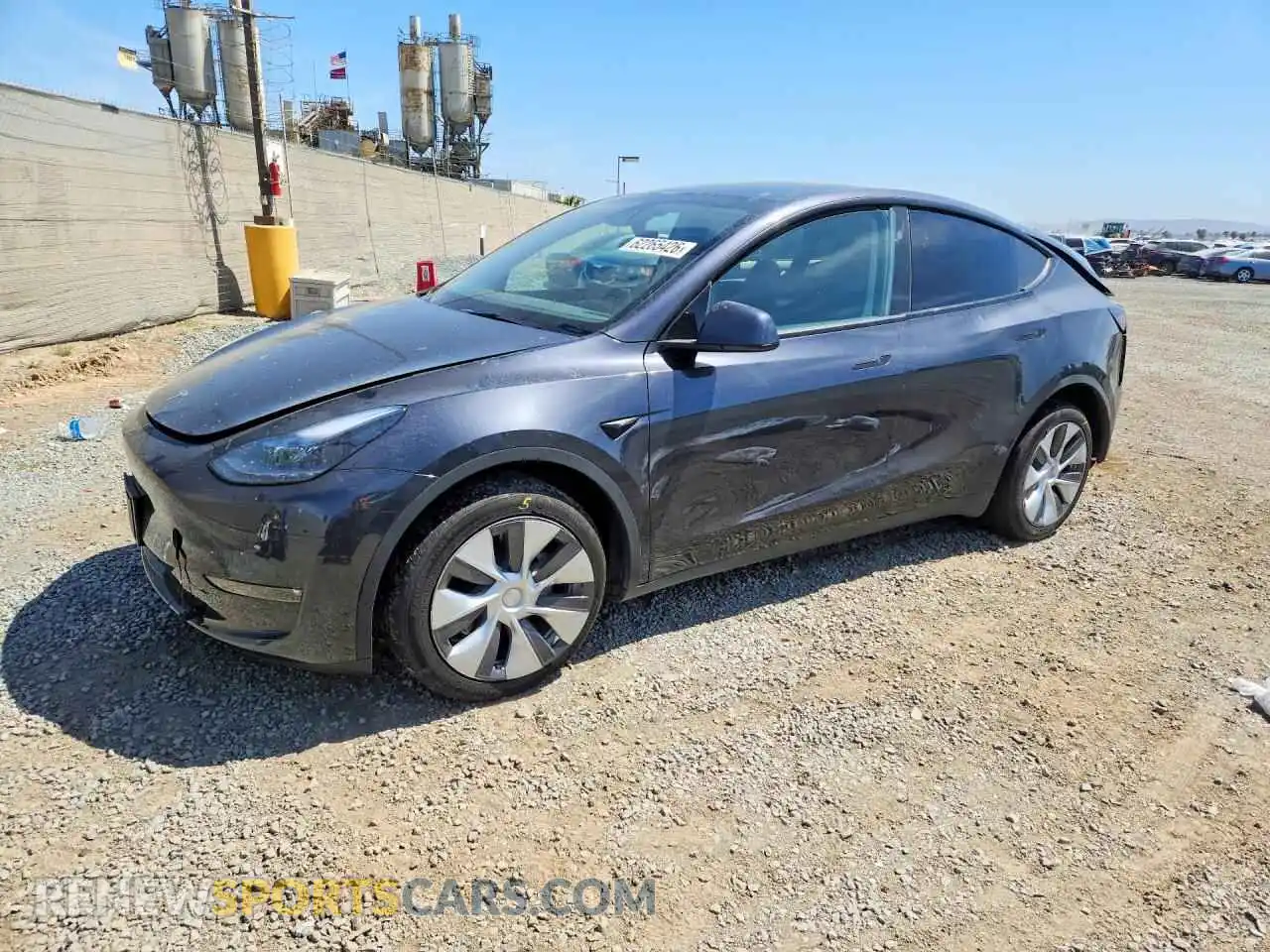 1 Photograph of a damaged car 7SAYGDEE3RF081569 TESLA MODEL Y 2024