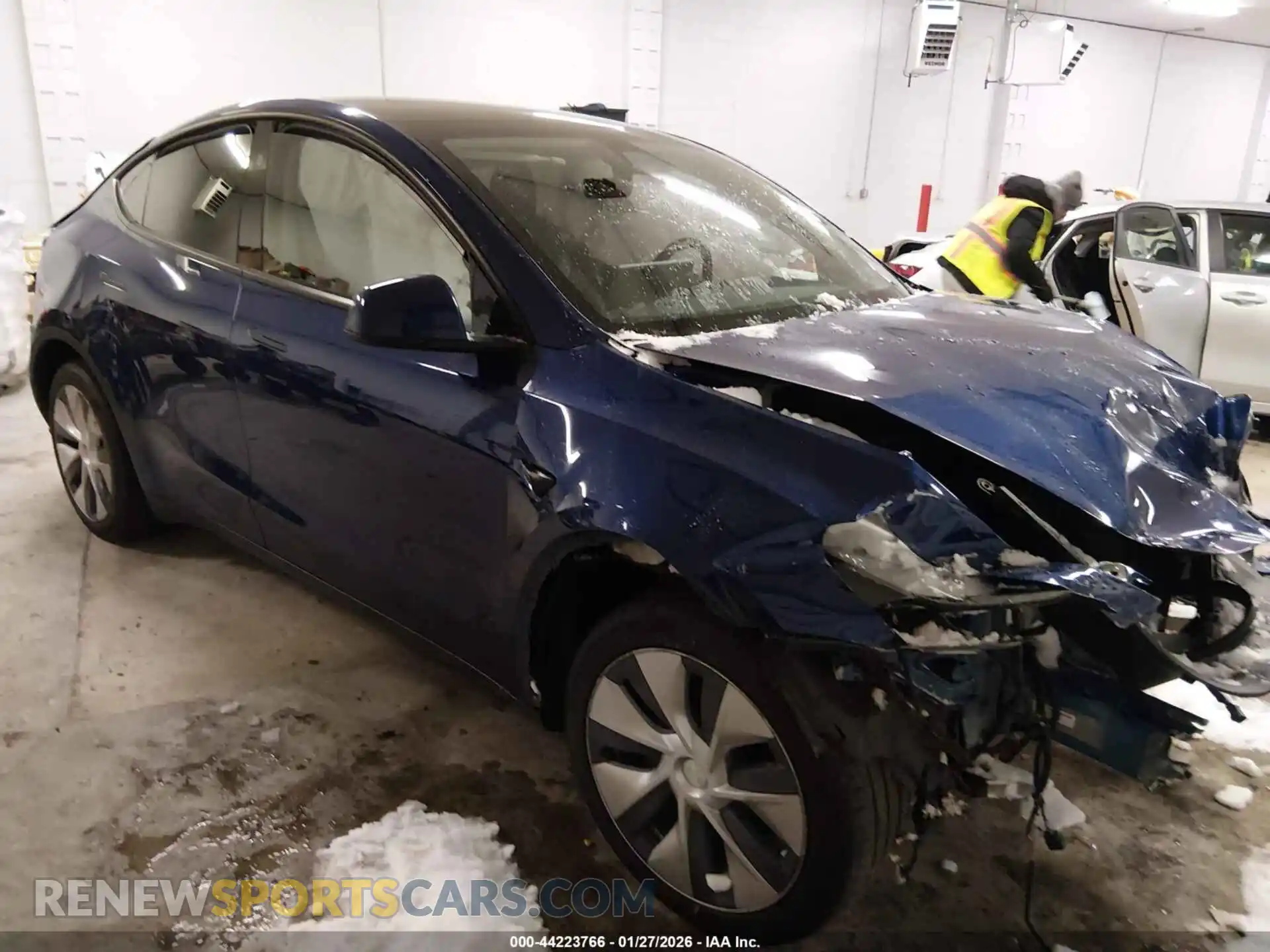 1 Photograph of a damaged car 7SAYGDEE4RA216121 TESLA MODEL Y 2024
