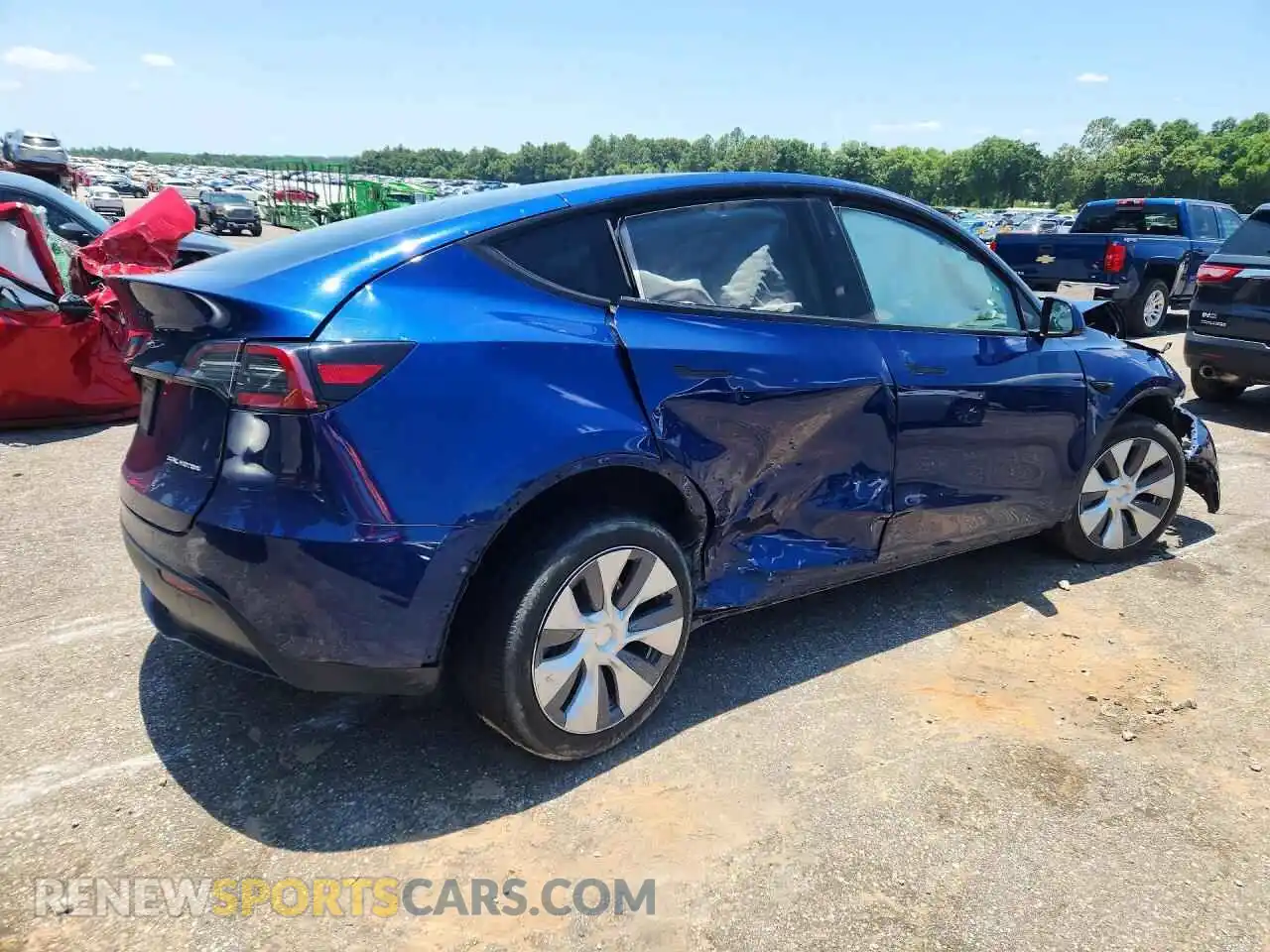 3 Photograph of a damaged car 7SAYGDEE4RA236031 TESLA MODEL Y 2024