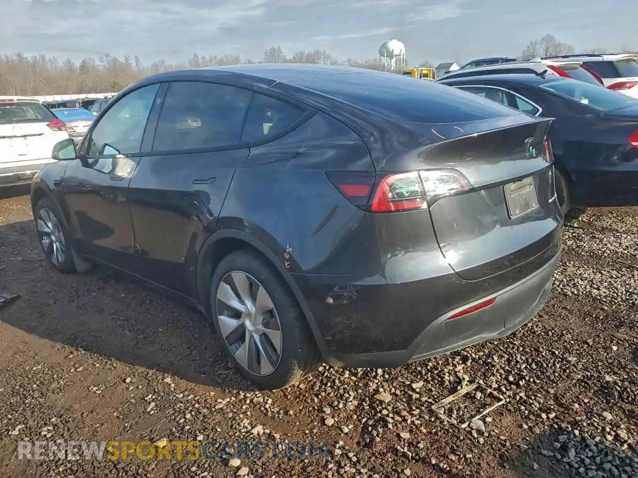 2 fotografías del automóvil dañado 7SAYGDEE4RA242461 TESLA MODEL Y 2024