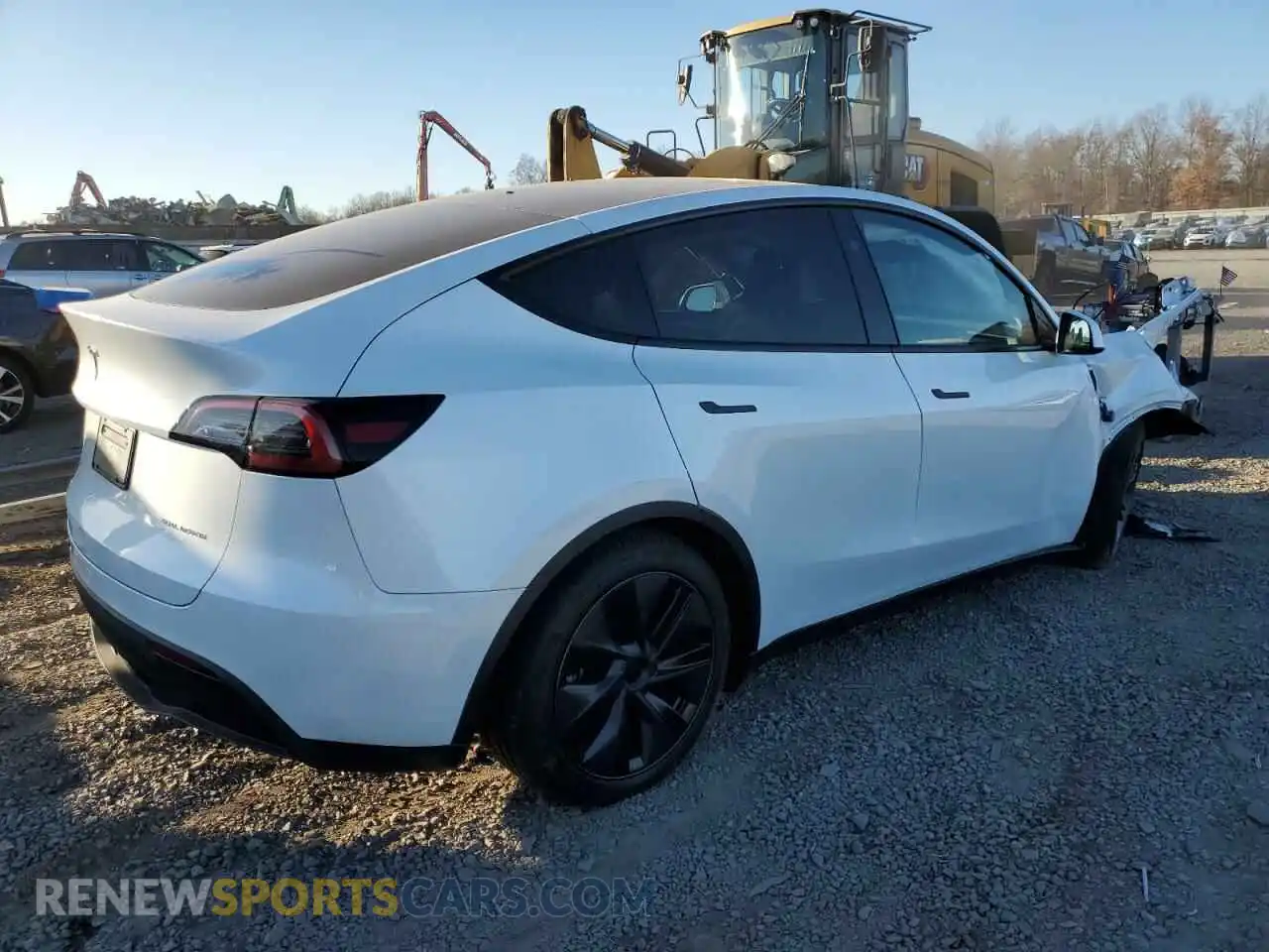 3 Photograph of a damaged car 7SAYGDEE4RA304716 TESLA MODEL Y 2024