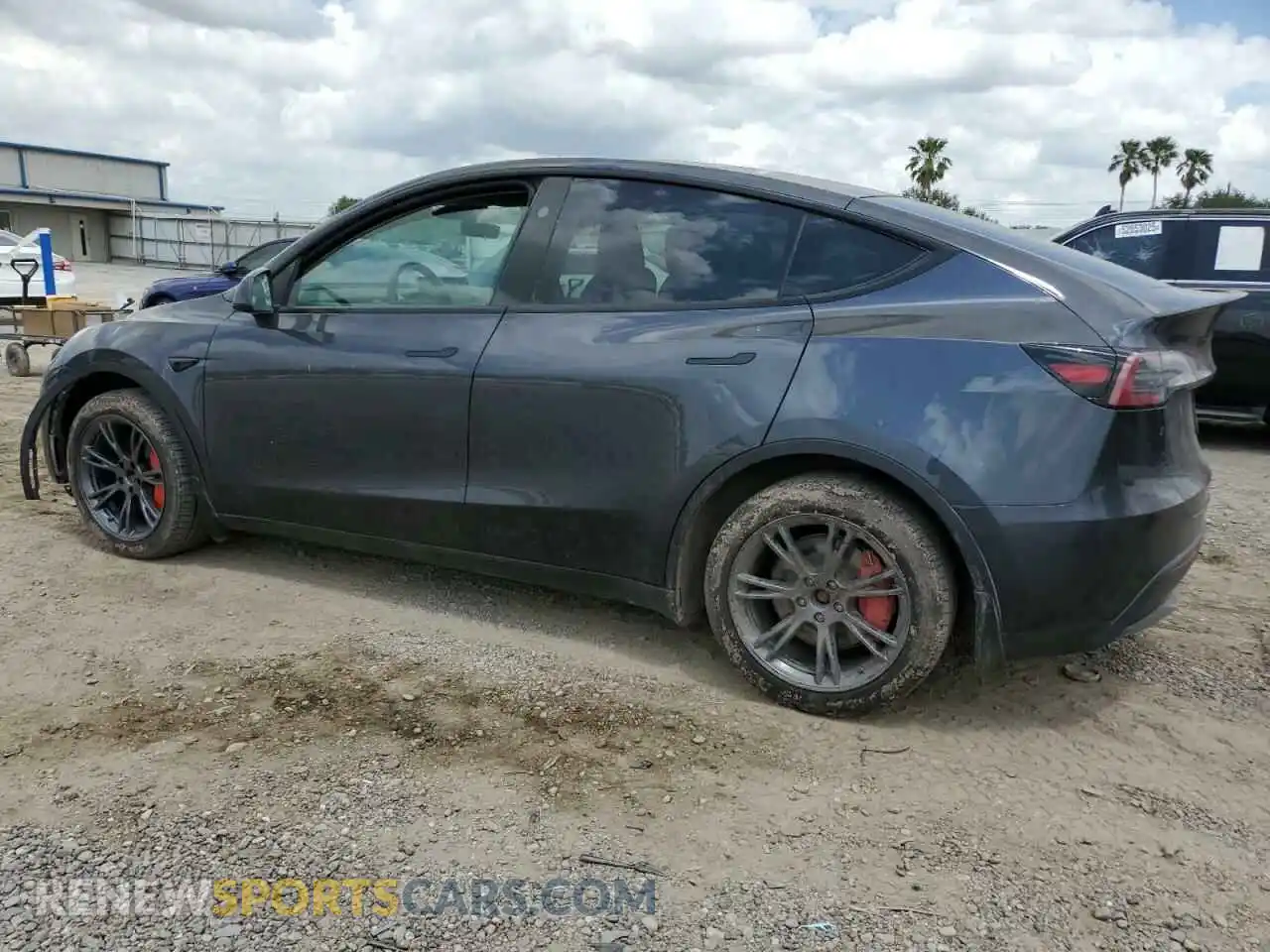 2 Photograph of a damaged car 7SAYGDEE4RA316722 TESLA MODEL Y 2024