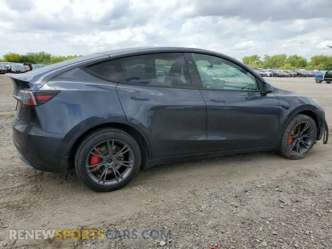 3 Photograph of a damaged car 7SAYGDEE4RA316722 TESLA MODEL Y 2024