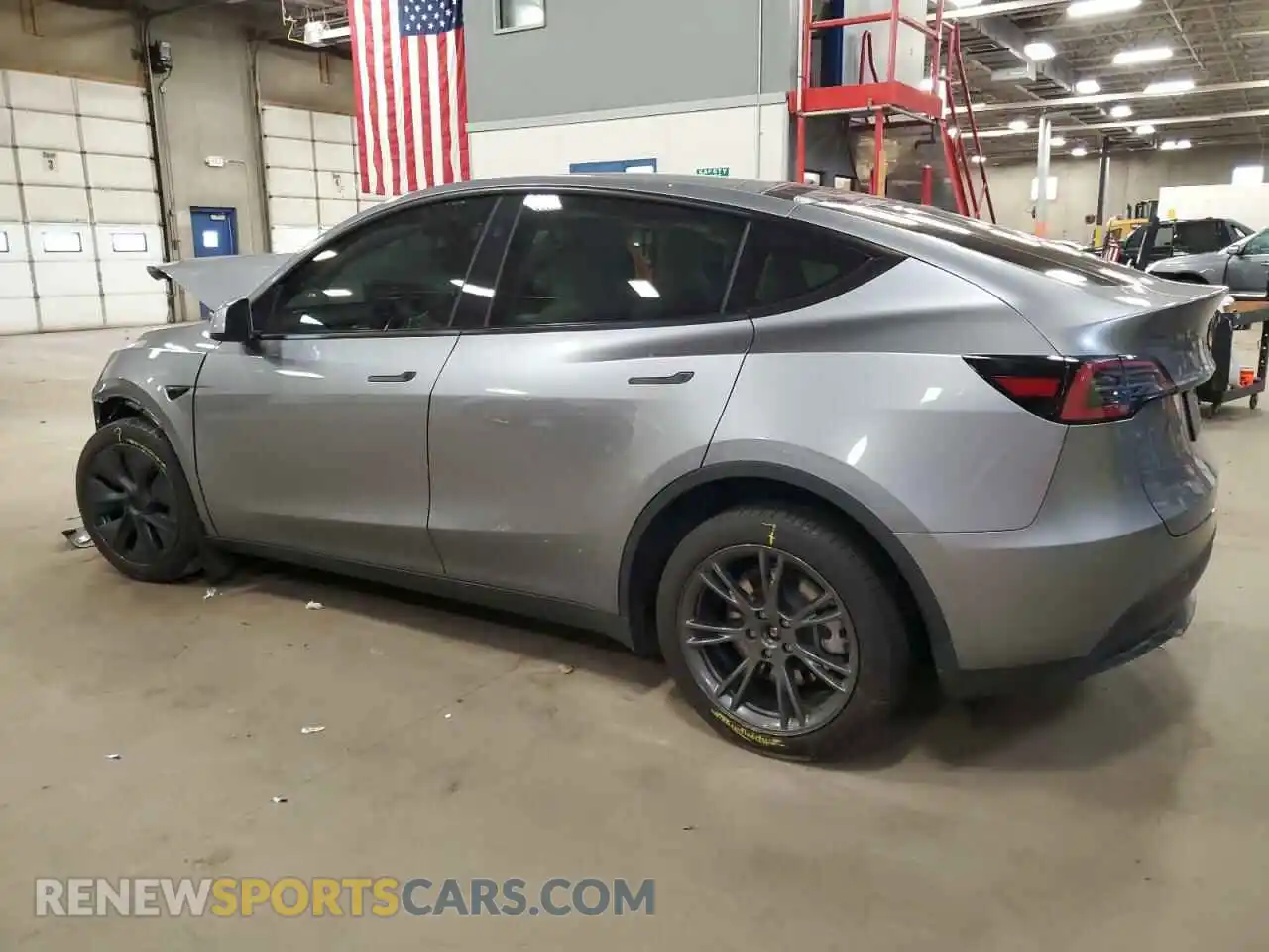 2 Photograph of a damaged car 7SAYGDEE4RA318180 TESLA MODEL Y 2024