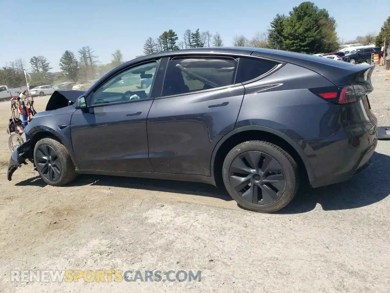 2 Photograph of a damaged car 7SAYGDEE4RA325095 TESLA MODEL Y 2024