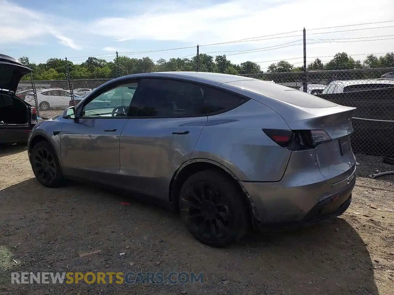 2 Photograph of a damaged car 7SAYGDEE4RA332449 TESLA MODEL Y 2024