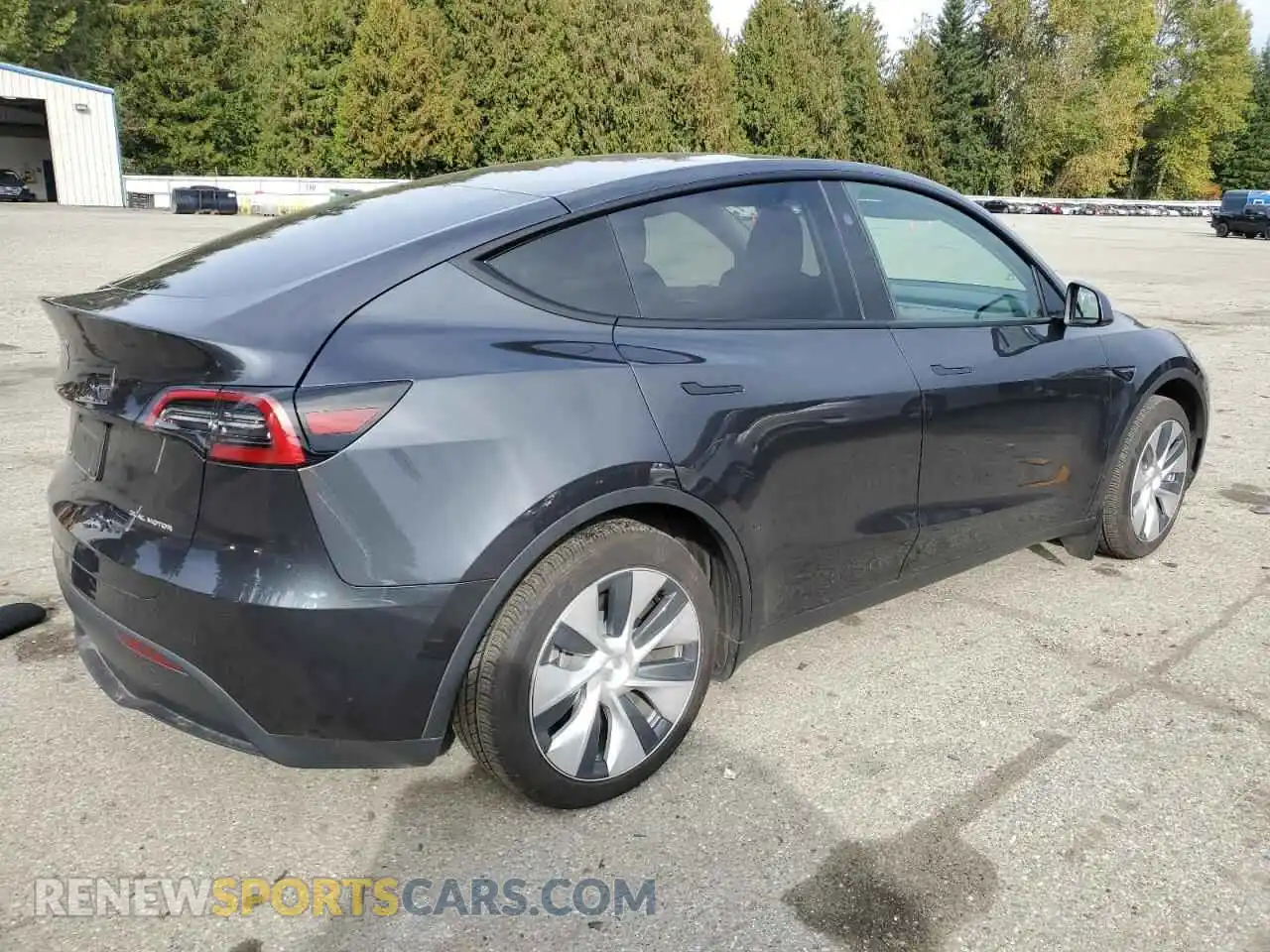 3 Photograph of a damaged car 7SAYGDEE4RF014530 TESLA MODEL Y 2024