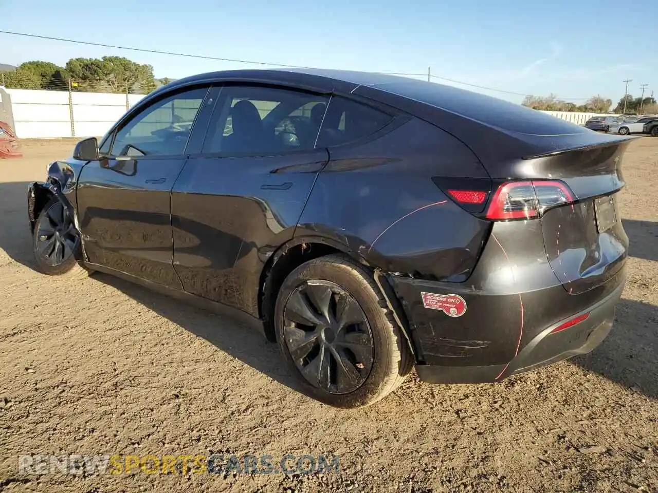 2 Photograph of a damaged car 7SAYGDEE4RF118158 TESLA MODEL Y 2024