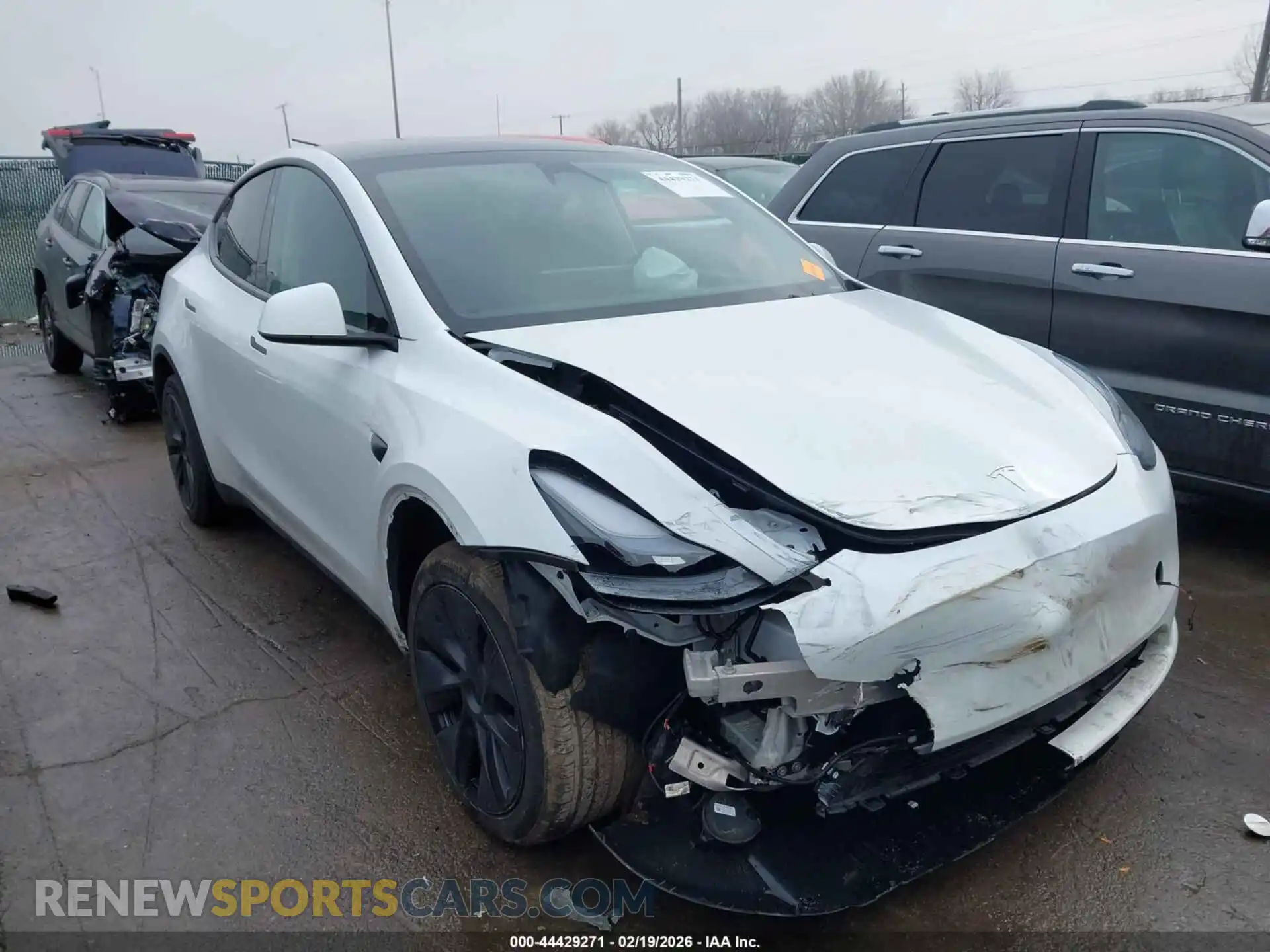 1 Photograph of a damaged car 7SAYGDEE4RF169322 TESLA MODEL Y 2024