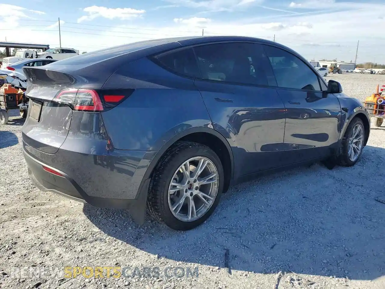 3 Photograph of a damaged car 7SAYGDEE5RA217424 TESLA MODEL Y 2024