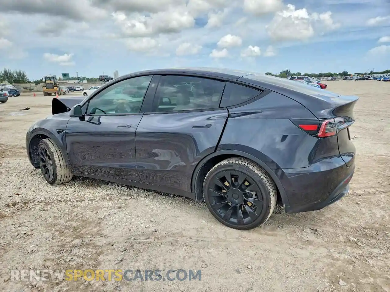 2 Photograph of a damaged car 7SAYGDEE5RA218511 TESLA MODEL Y 2024