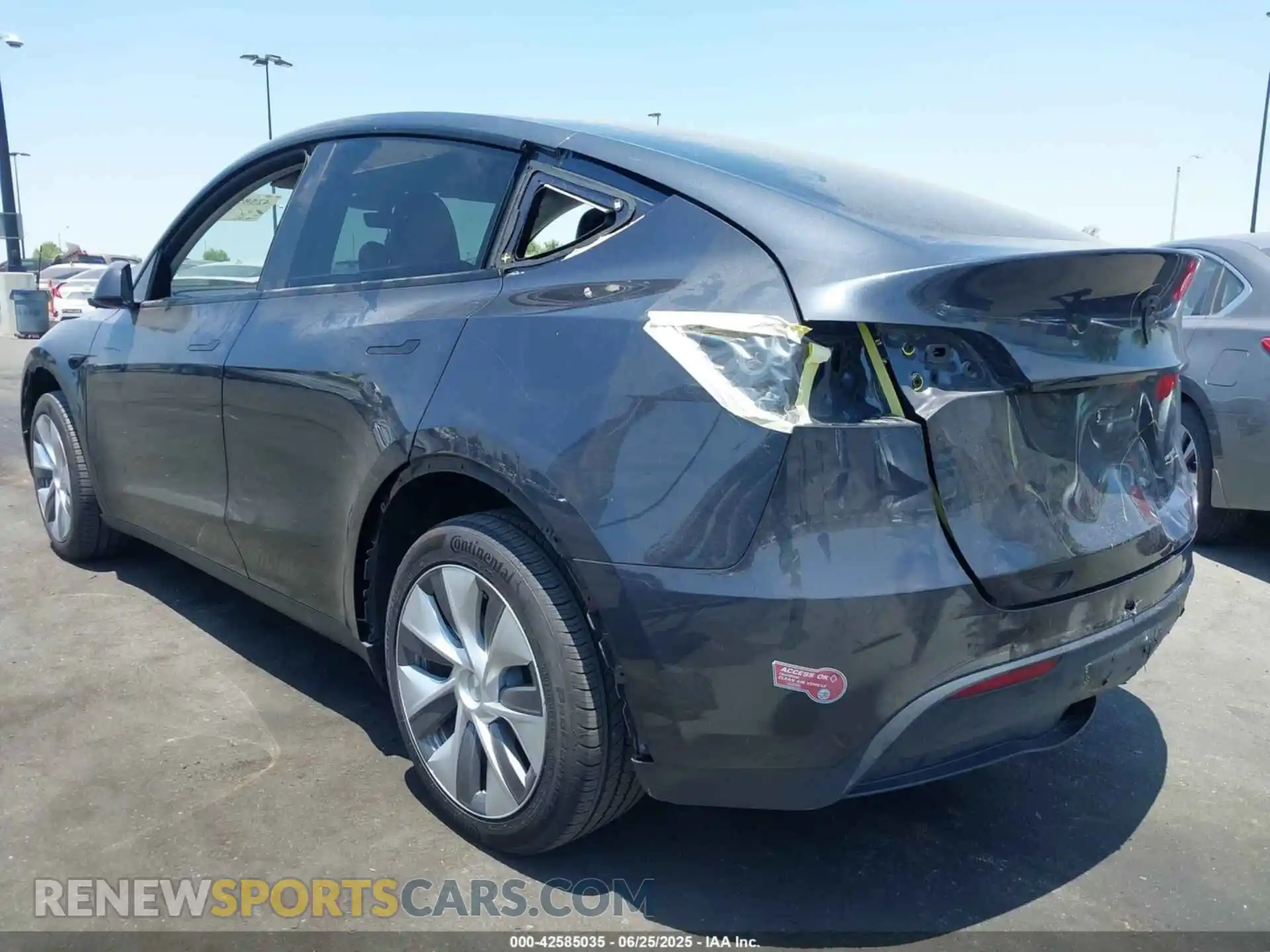3 Фотография поврежденного автомобиля 7SAYGDEE5RA222252 TESLA MODEL Y 2024
