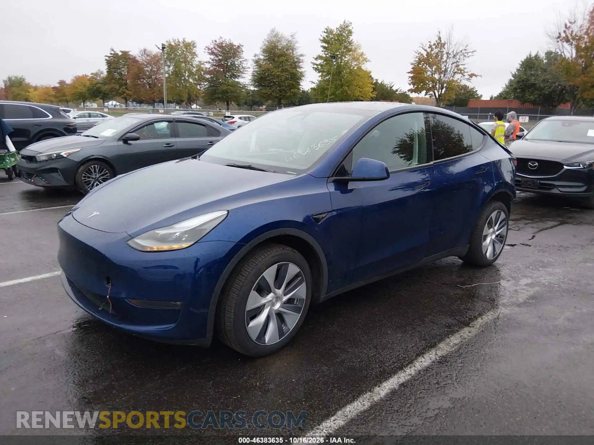 2 Photograph of a damaged car 7SAYGDEE5RA243764 TESLA MODEL Y 2024