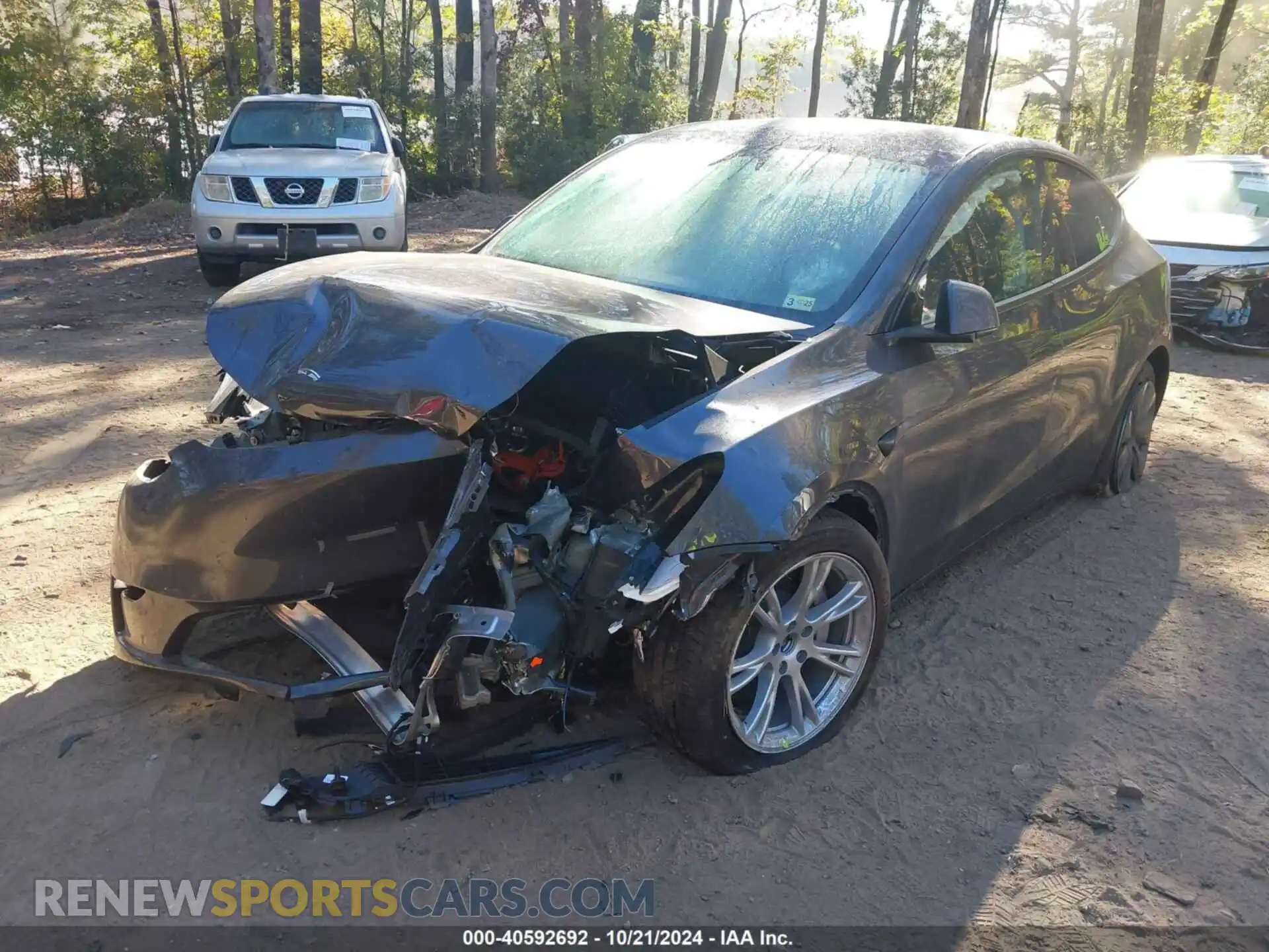 2 Photograph of a damaged car 7SAYGDEE5RA245983 TESLA MODEL Y 2024