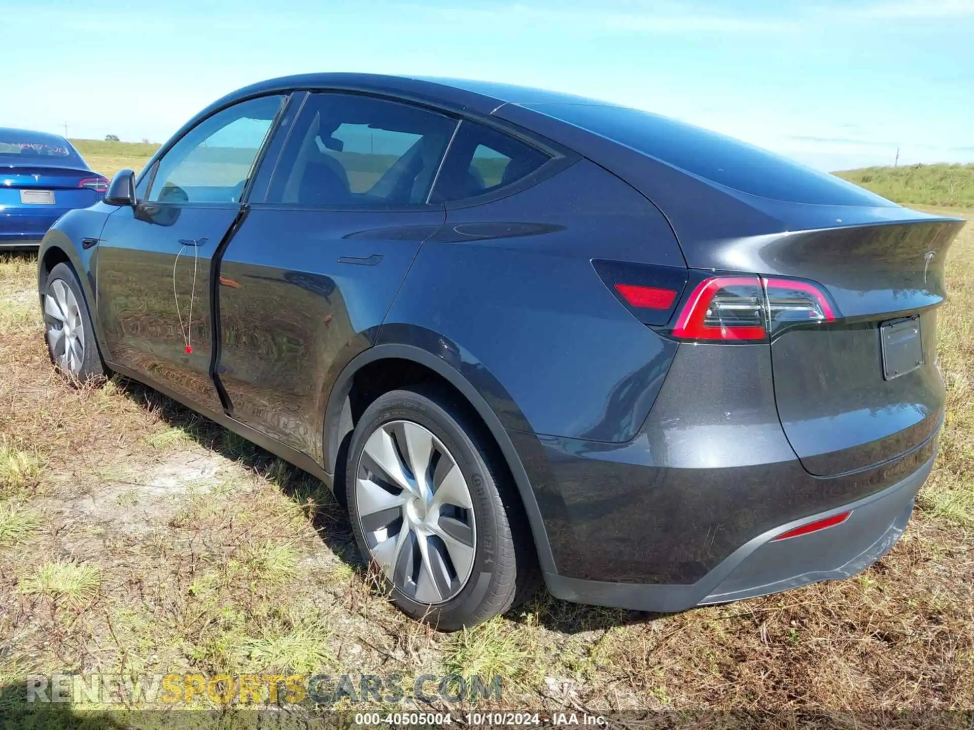 3 Photograph of a damaged car 7SAYGDEE5RA248916 TESLA MODEL Y 2024