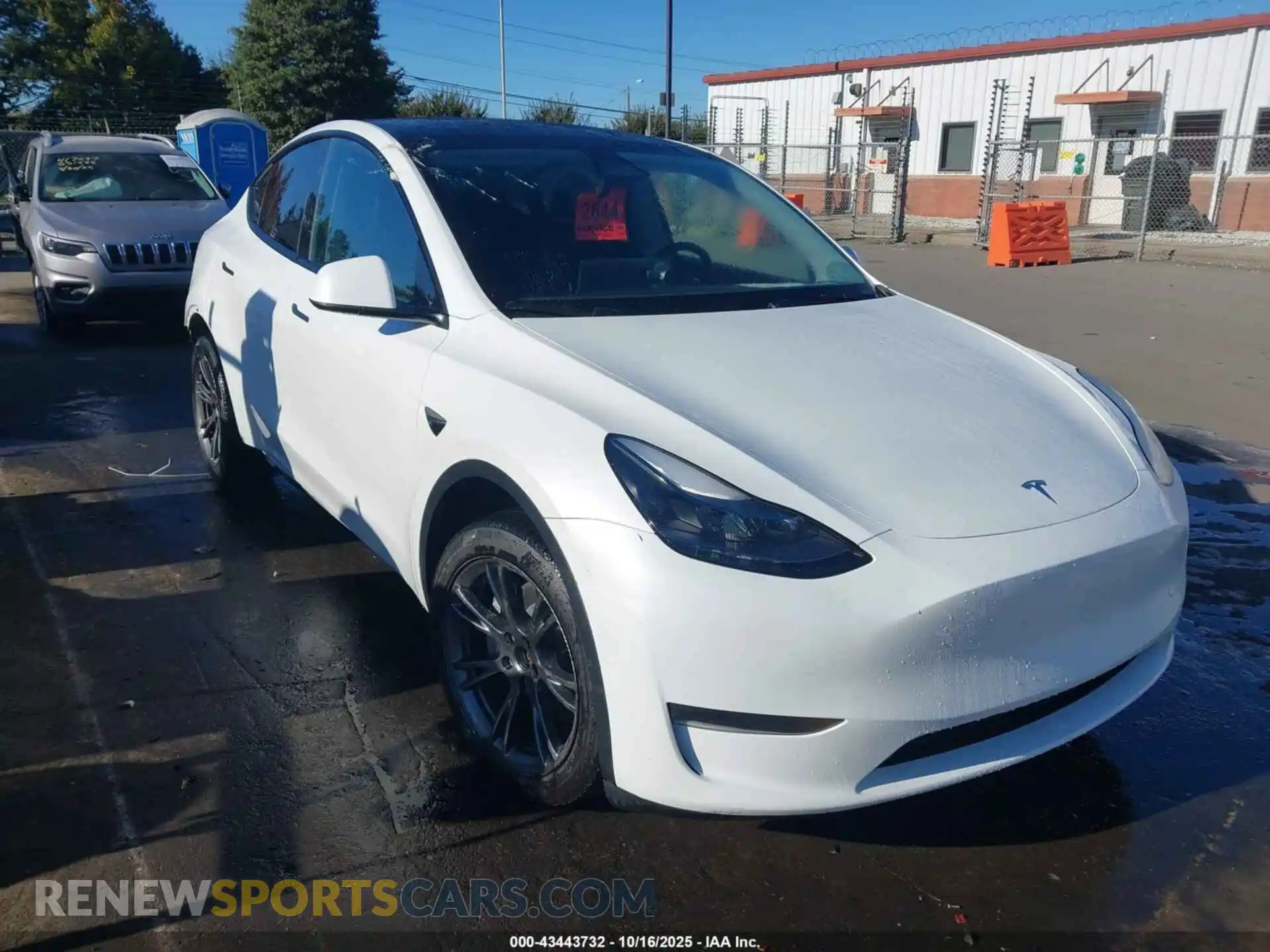 1 Photograph of a damaged car 7SAYGDEE5RA305213 TESLA MODEL Y 2024