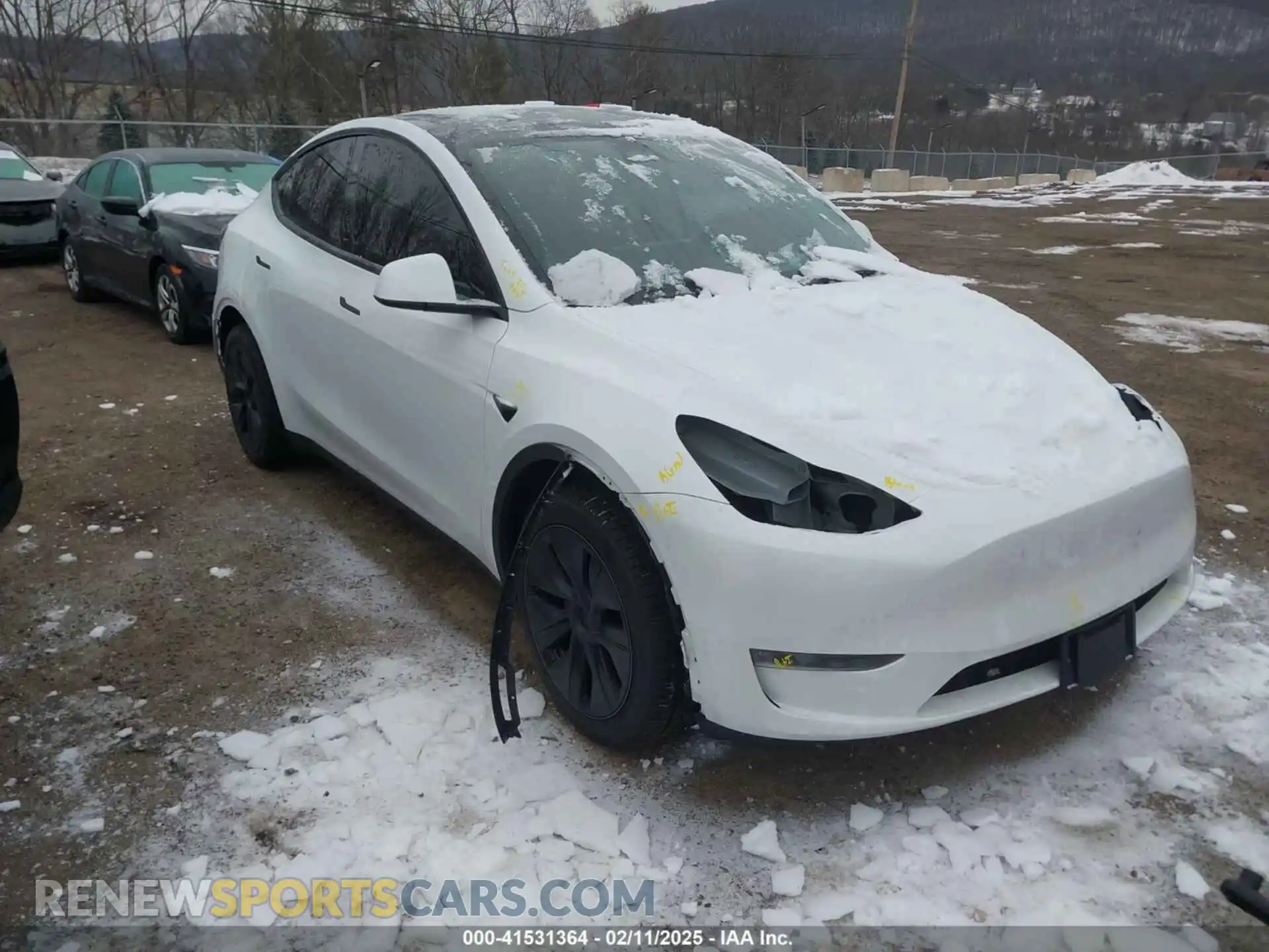 1 Photograph of a damaged car 7SAYGDEE5RA326577 TESLA MODEL Y 2024