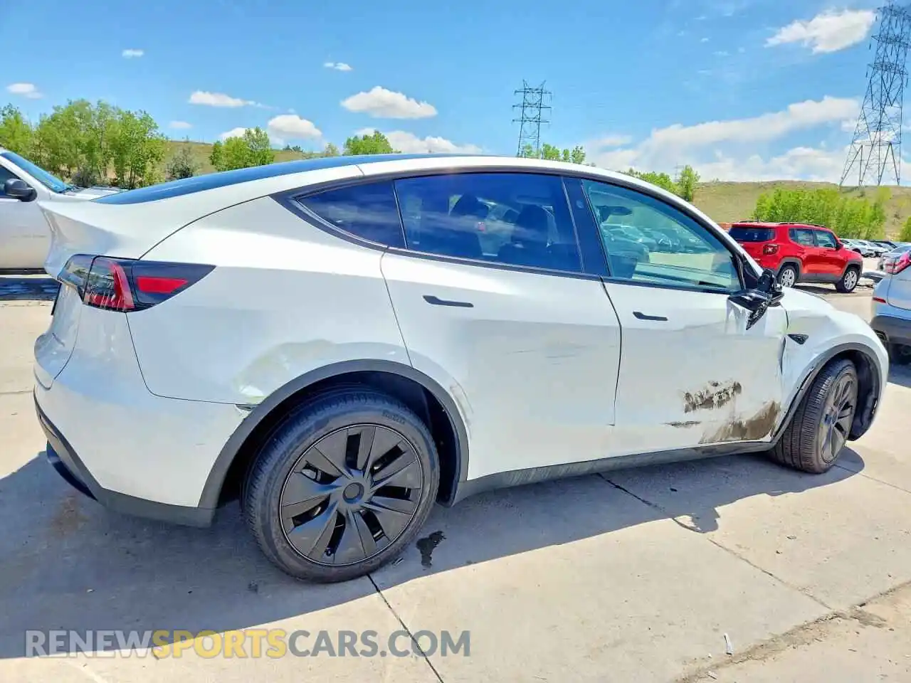 3 Photograph of a damaged car 7SAYGDEE5RA332721 TESLA MODEL Y 2024