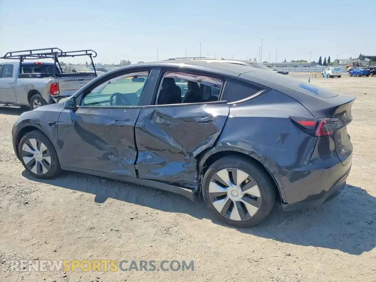 2 fotografías del automóvil dañado 7SAYGDEE5RF059248 TESLA MODEL Y 2024