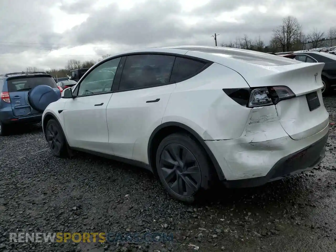 2 Photograph of a damaged car 7SAYGDEE5RF115706 TESLA MODEL Y 2024