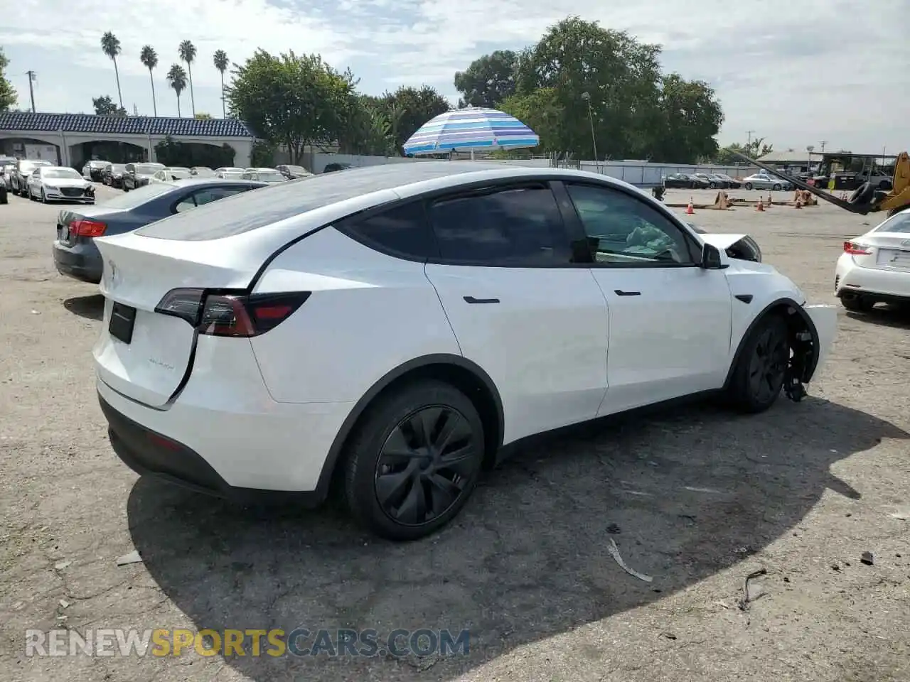 3 Photograph of a damaged car 7SAYGDEE5RF131663 TESLA MODEL Y 2024