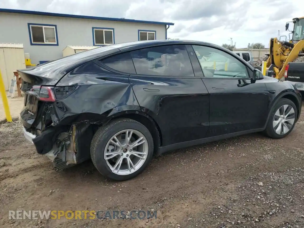 3 Photograph of a damaged car 7SAYGDEE5RF983821 TESLA MODEL Y 2024