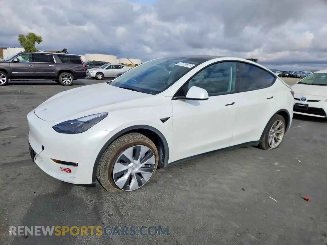 1 Фотография поврежденного автомобиля 7SAYGDEE5RF989036 TESLA MODEL Y 2024